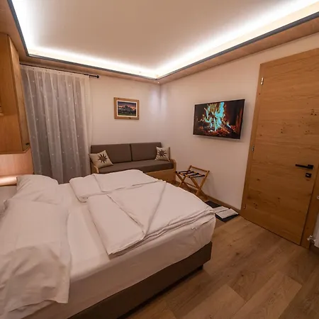 Hotel Fontana 3*